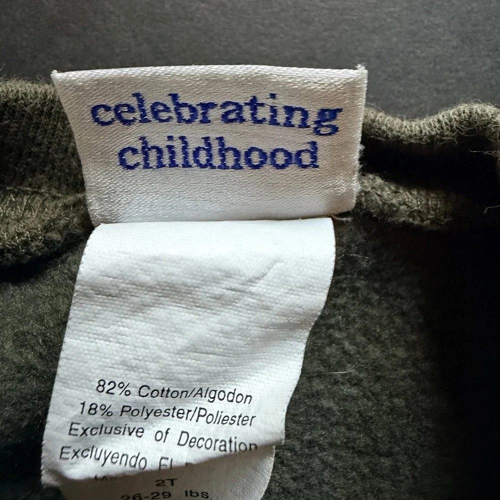 Vintage Carter's Wilderness Explorer‎ Camp Kodiak Bear Sweatshirt 2T